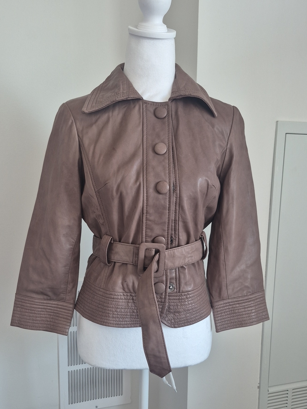 Guess Lambskin Cropped Leather Belted Jacket In Taupe Size Medium